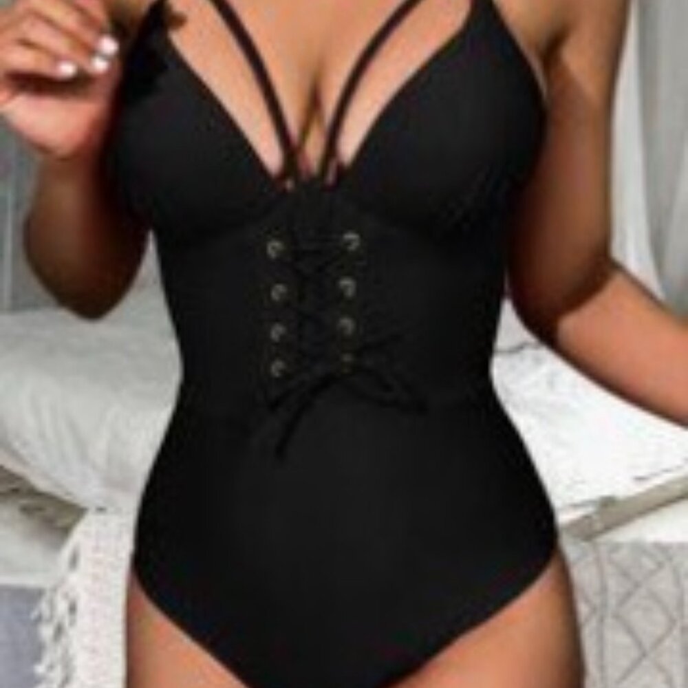 One piece bathing suit/bodysuit